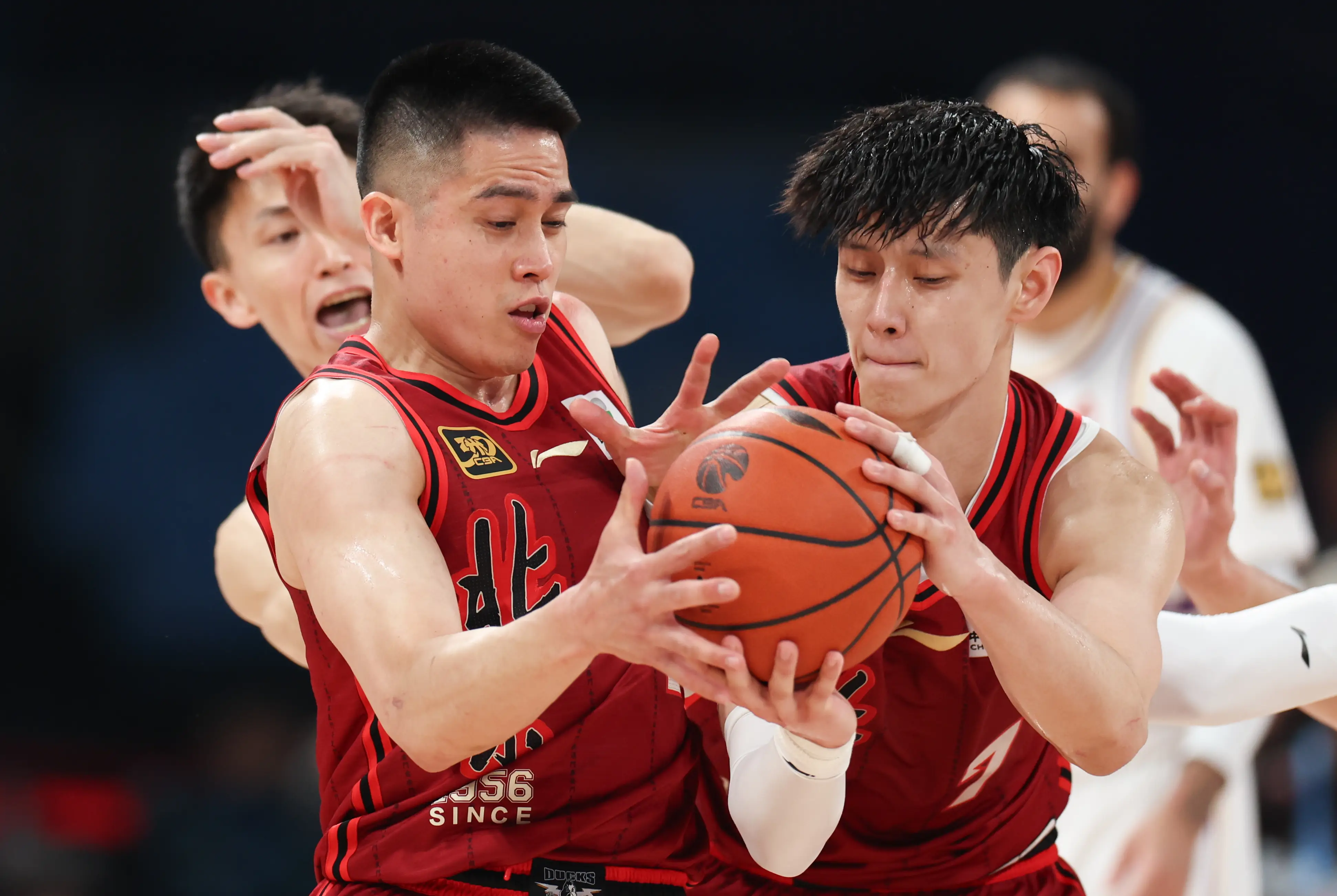 AYX SPORTS-包含CBA季后赛清晨走向成谜,达拉斯独行侠篮板制胜,媒体盛赞,训练强度明显提升的词条