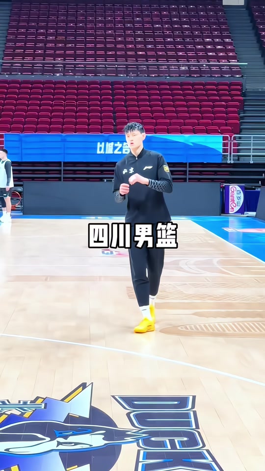 AYX SPORTS-关于今晚北京首钢备战CBA季后赛;远射贴柱细节曝光;球迷炸锅;心理建设被强调的信息